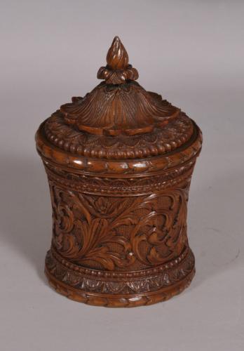 S/4590 Antique Treen 19th Century Carved Birch Wood Spice or Dry Storage Jar