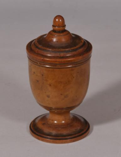 S/4603 Antique Treen Early 19th Century Boxwood Spice Pot and Cover