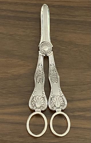Sterling silver kings pattern grape scissors /shears