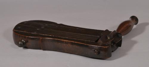 S/4690 Antique Treen 19th Century Birch and Beech Bird Scarer or Police Rattle