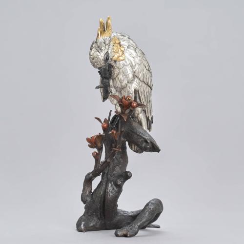 Japanese bronze cockatoo perched on a gnarled trunk signed Mitani, Meiji Period
