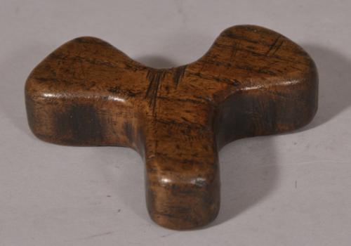 S/4712 Antique Treen Oak Mystery Object