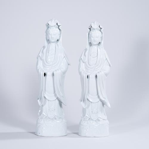 Early 18th Century Pair of Blanc De Chine Guanyin