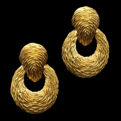 Van Cleef & Arpels Stylish Pair of 18ct Gold 'Door Knocker' Clip Earrings