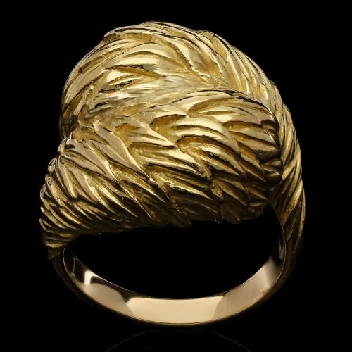 Van Cleef & Arpels Stylish Bombe Crossover Ring In Textured 18ct Gold Circa 1964