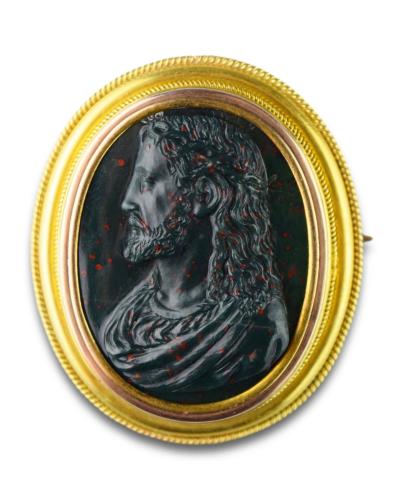 Heliotrope cameo depicting the profile Christ. Italian, 17th century