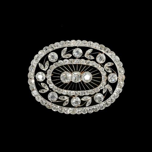 Platinum set diamond brooch-pendant circa 1910