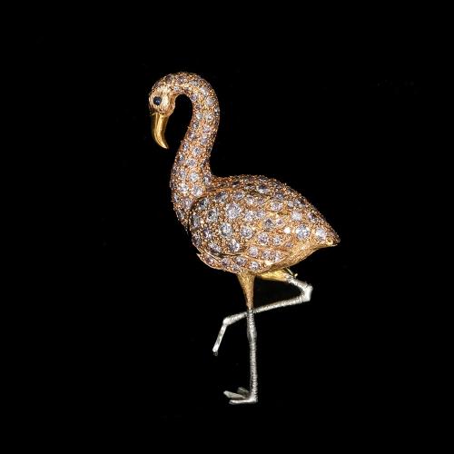 Pink diamond gold flamingo brooch