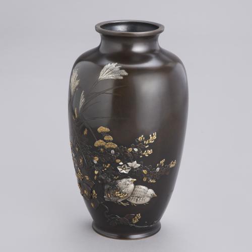 Japanese bronze vase decorated with quails