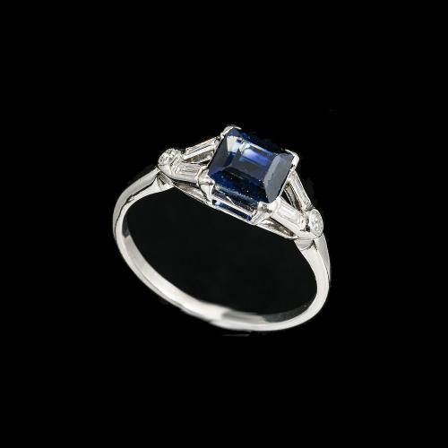 Art Deco sapphire diamond platinum ring, circa 1930
