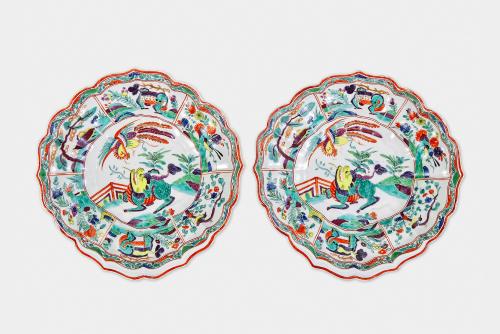 Antique English Porcelain Dishes in the Bishop Sumner Pattern, Flight Worcester, Circa 1783-1792.