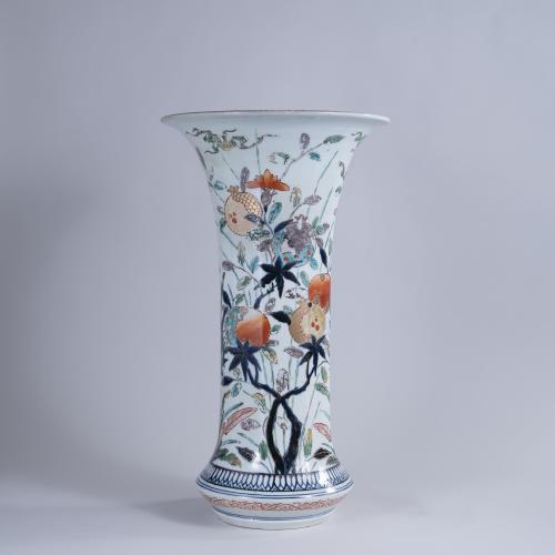 18th Century Japanese Arita Sleeve vase