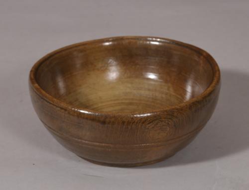 S/4911 Antique Treen Welsh Sycamore Cawl Bowl of the Georgian Period