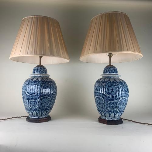 19th century Dutch Delftware vases