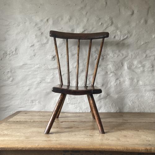 Welsh primitive back-stool