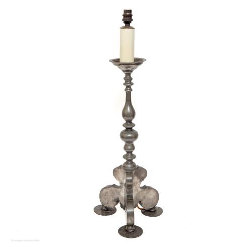 Late 17th century pewter candlestick lamp