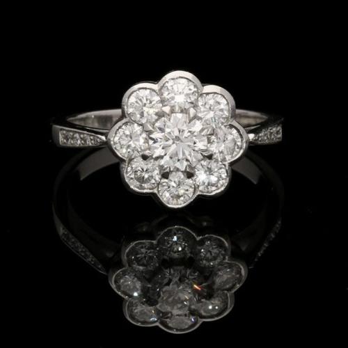brilliant cut diamond cluster ring