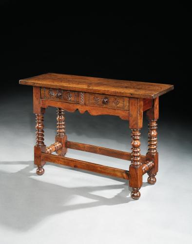 17th Century Spanish Walnut Side Table