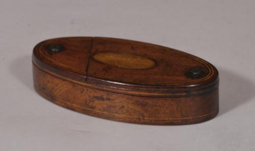 S/5113 Antique Treen 18th Century Mahogany Oval Snuff Box