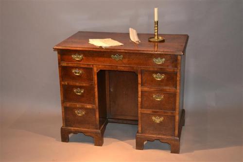 George II oak kneehole desk or dressing table