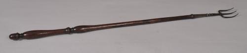 S/5159 Antique Treen Ash Handled Toasting Fork of the Georgian Period
