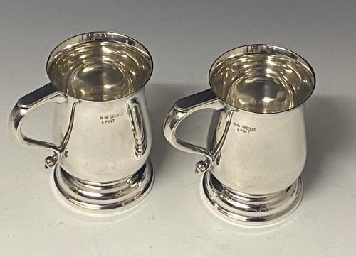 Pair of sterling silver mugs tankards 1967 John Rose