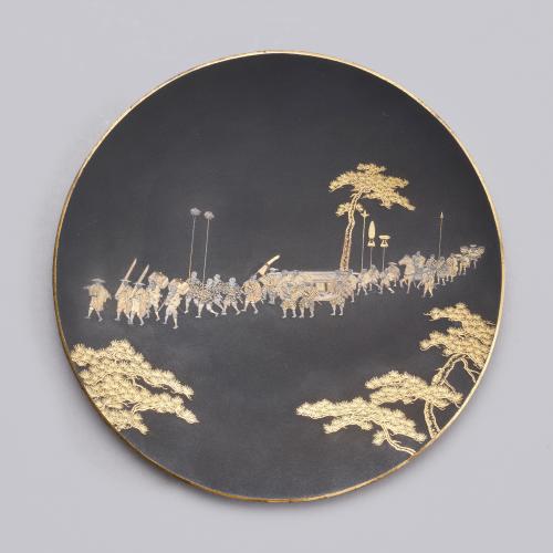Japanese iron damascene dish signed Komai Kyoto, Meiji Period 