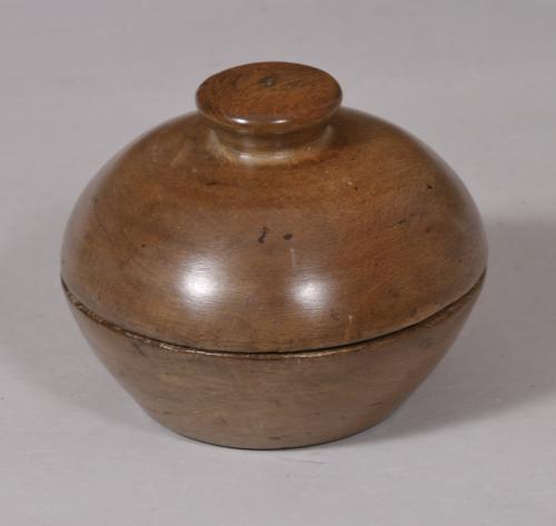 S/5267 Antique Treen 19th Century Sycamore Butter Bowl (Mealey Beg)