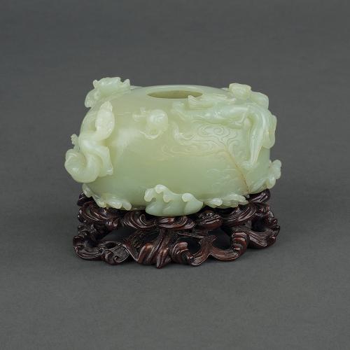 Chinese jade oval waterpot carved in high relief with four dragons, Kangxi/Qianlong, 1700-1750.