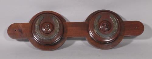 S/5331 Antique Early 19th Century Mahogany Wall Mounted Whip Rack