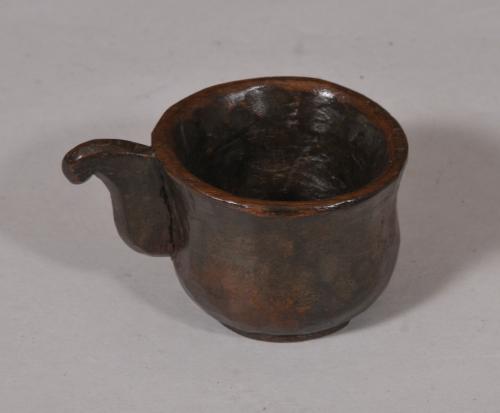 S/5347 Antique Treen Scandinavian Small Carved Dipper Cup