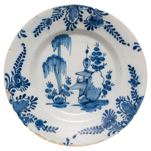 Mid 18th century Dutch delftware plate