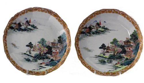 Qianlong Famille Rose Pair of Foliate Rimmed Plates