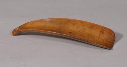 S/5474 Antique Treen 19th Century Scandinavian Boxwood Shoe Horn