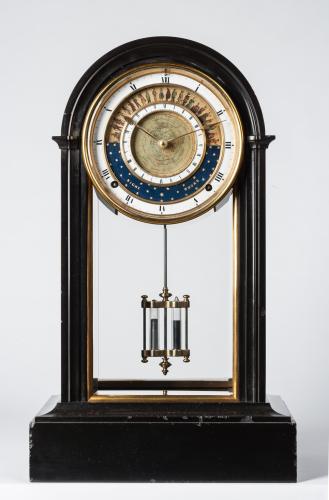 People's of the World Mantle Clock