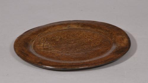 S/5583 Antique Treen 19th Century Beech Scandinavian Platter