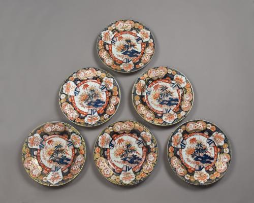 A set of six Japanese Imari plates, c.1720