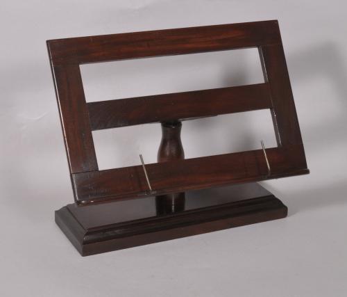 S/5624 Antique Treen Early 19th Century Adjustable Mahogany Table Top Book Rest