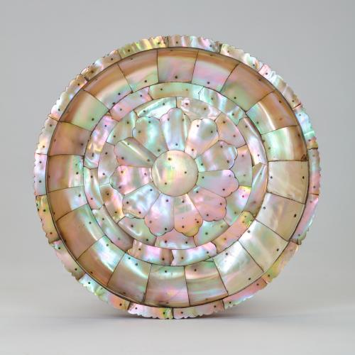 Mother-of-pearl Dish