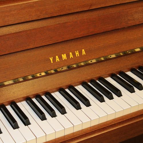 Yamaha M5J upright piano nameboard