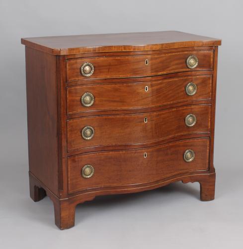 Late 18th century mahogany serpentine chest of drawers