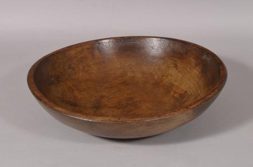 S/5669 Antique Treen Mid 19th Century Sycamore Bowl