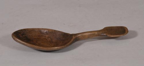 S/5693 Antique Treen Early 19th Century Small Swedish Short Handled Spoon