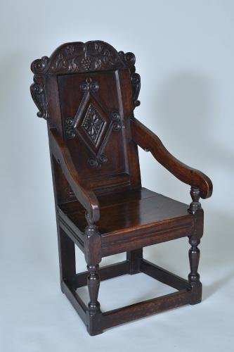 17th century Oak Armchair