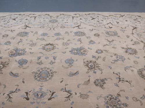 Minimalist Mid-Century Kashan Carpet