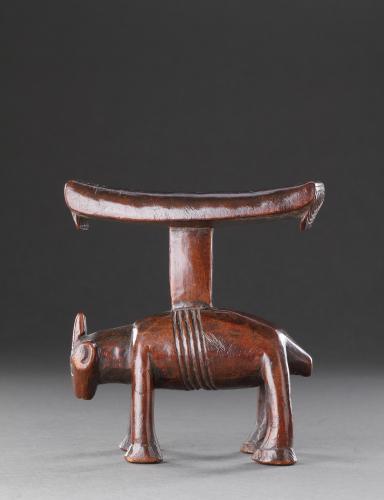 Zoomorphic Headrest in the Form of an Antelope