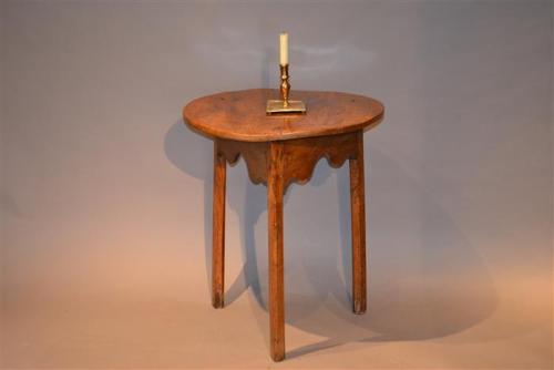 Late 18th Century Elm Cricket Table