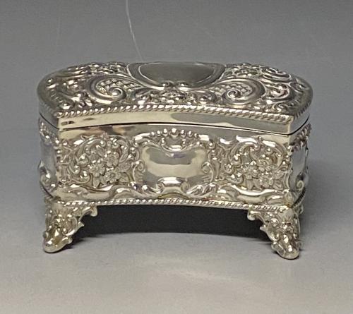 Edwardian silver jewellery box 1906 William Aitken Birmingham 