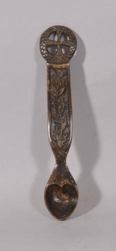 S/5889 A Late 19th Century Scandinavian Carved Love Spoon