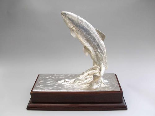  Superb Modern Silver Sculpture of a Leaping Salmon Wakely & Wheeler, London 1986
